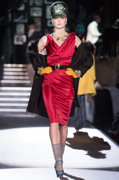 Look 9